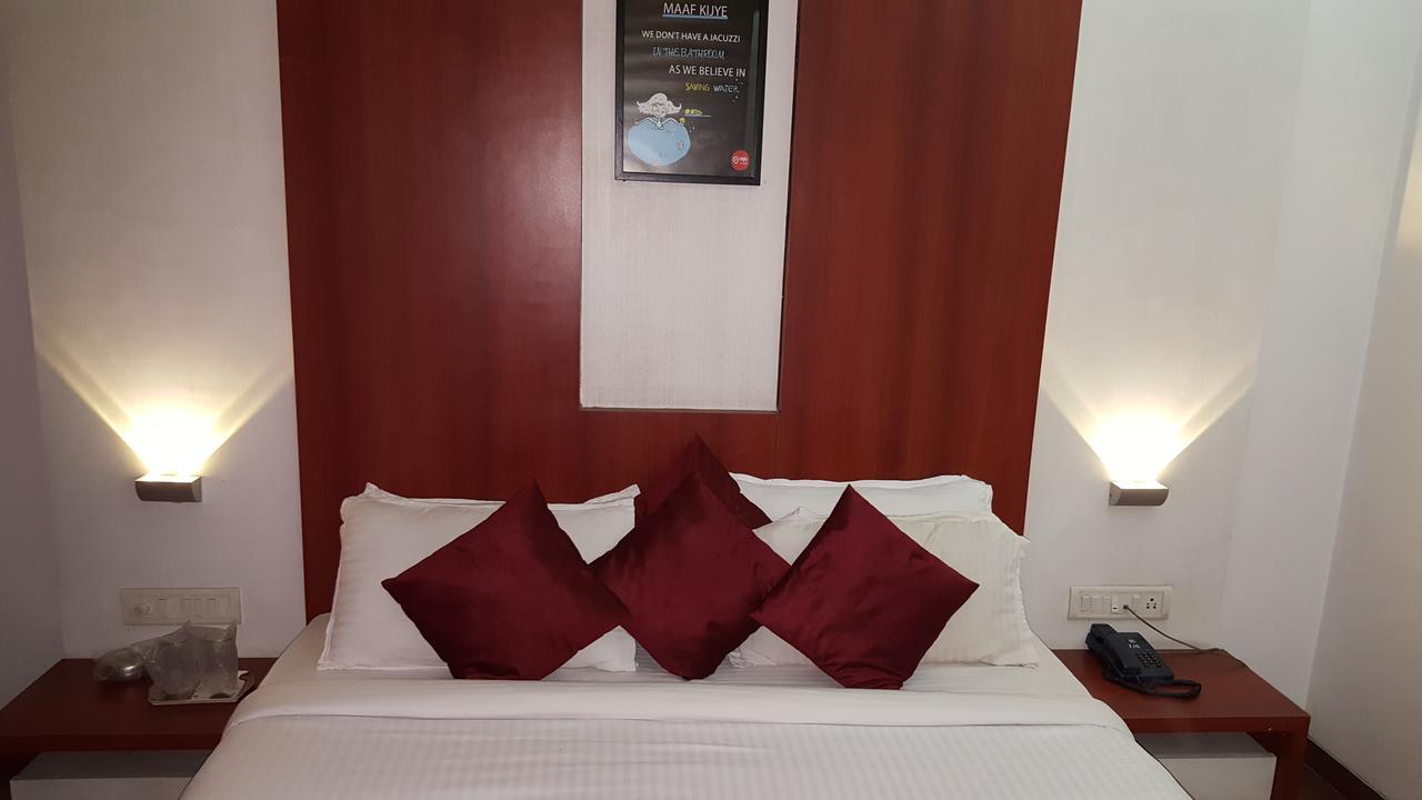 Hotel Khandesh Residency Панвел Экстерьер фото